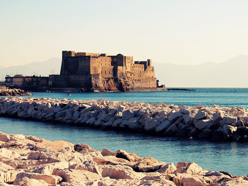Naples boat hire