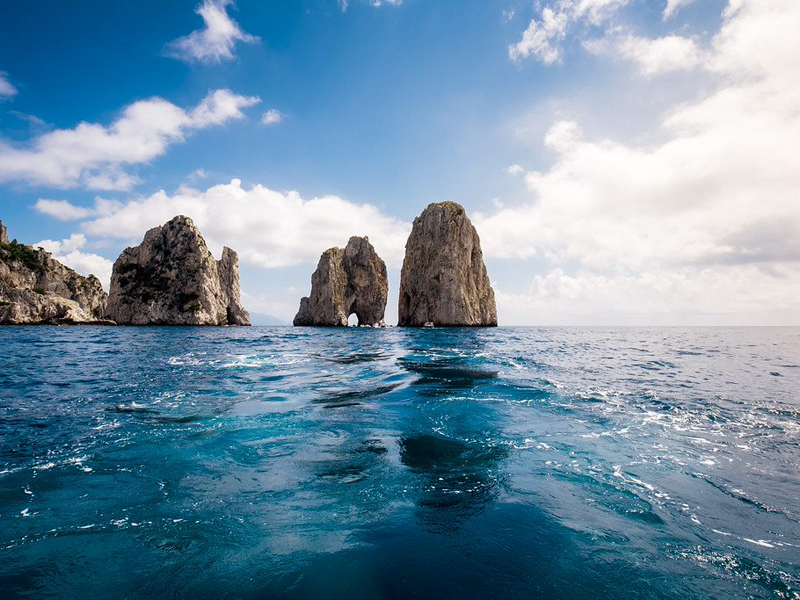 How to get to capri