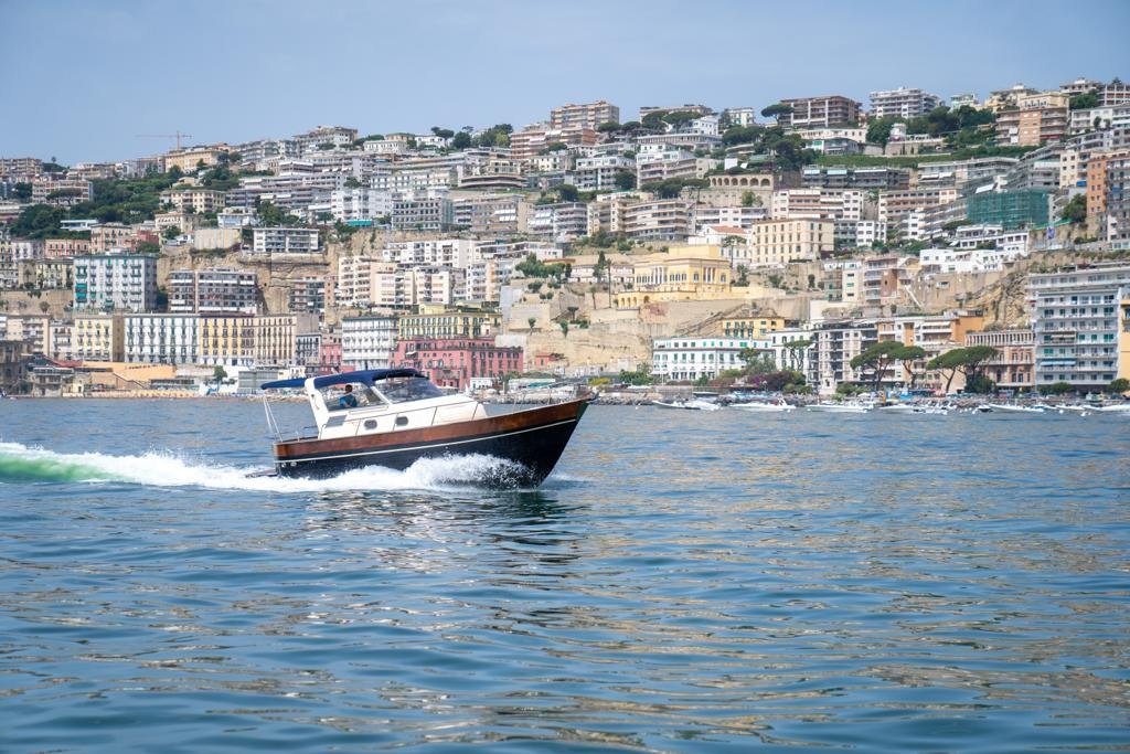 Naples private boat tour